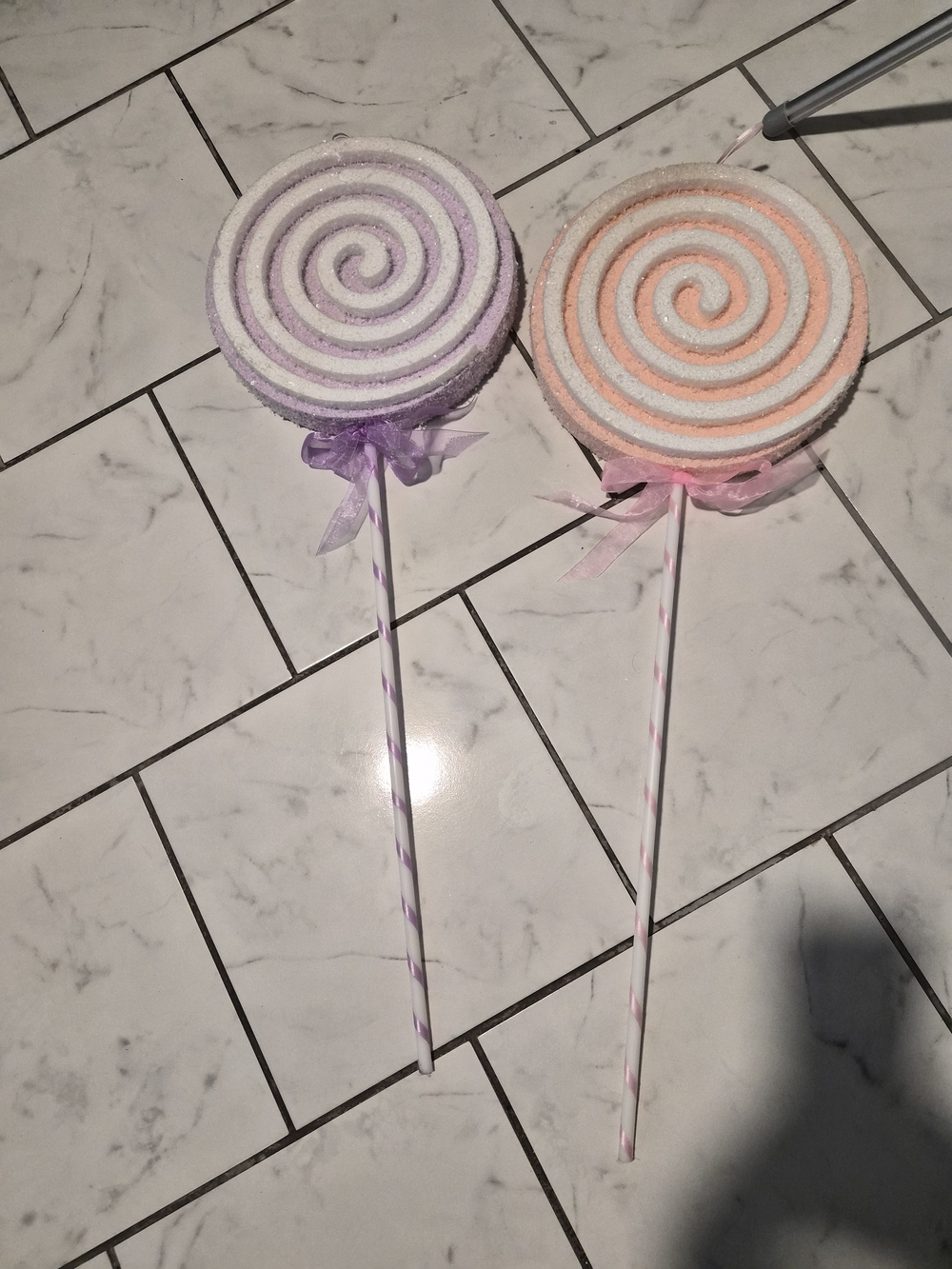 Whimsical Spiral Lollipop Party Picks — Pink & Purple